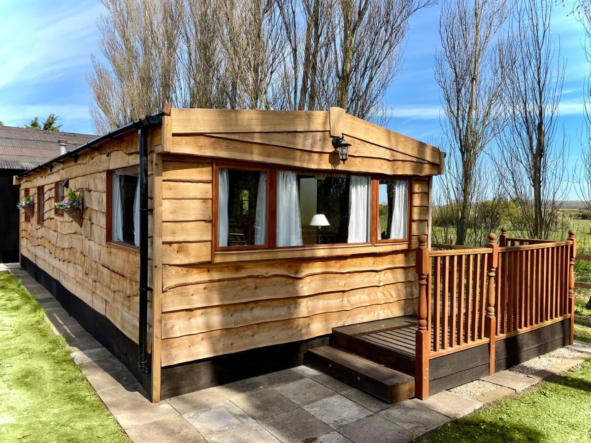 Poplar Lodge Log Caravan Kirkby on Bain Экстерьер фото